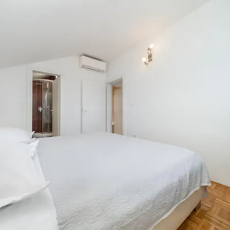Apartman Ana